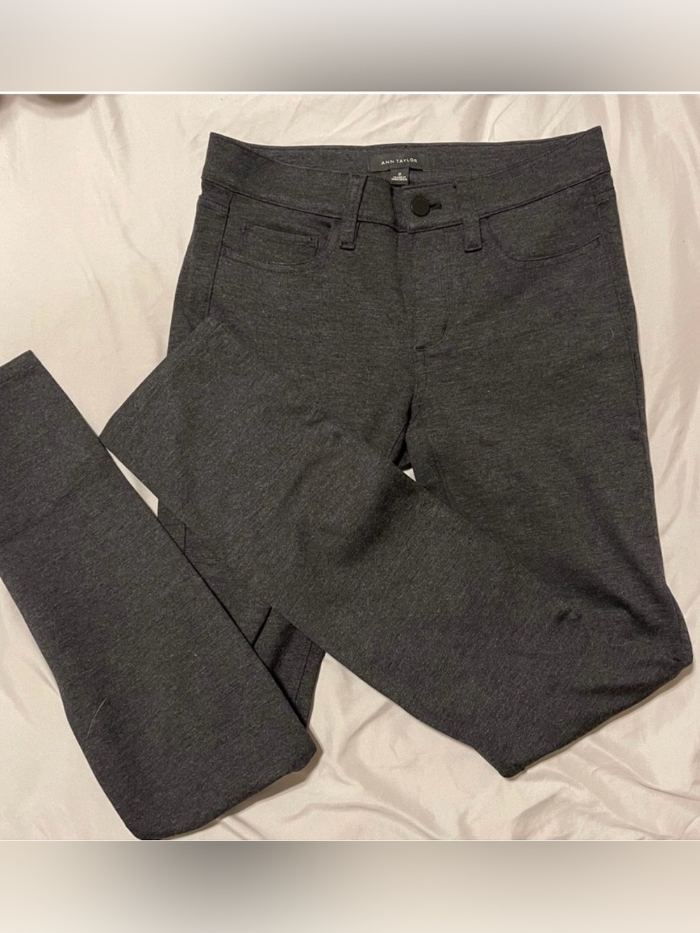 Ann Taylor gray charcoal jeggings stretch pants